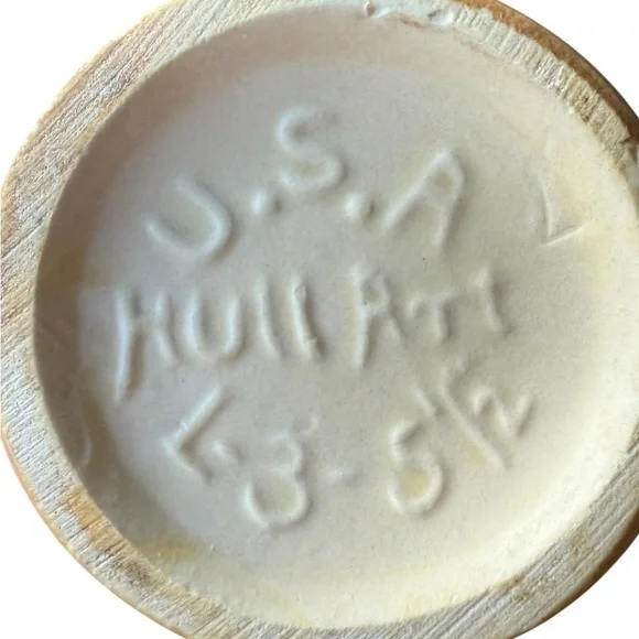 Vintage Hull Pottery  WATER LILY  Ewer 5.5” - Picture 3 of 3